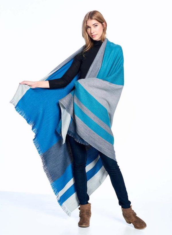 Blue Nile Alpaca Throw front & back